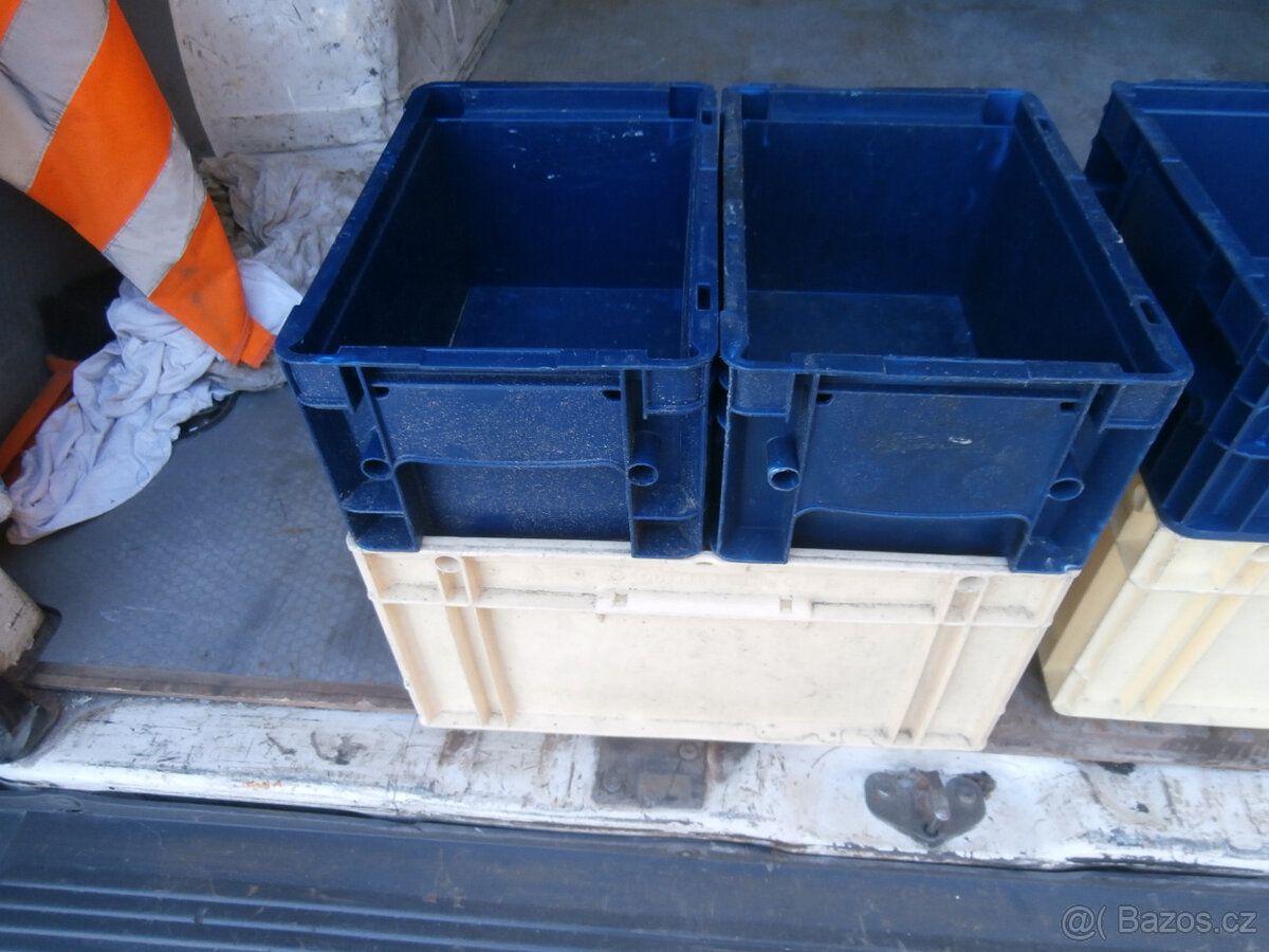 Box plastový ukládací dílenský více typů za 70 kč - 12