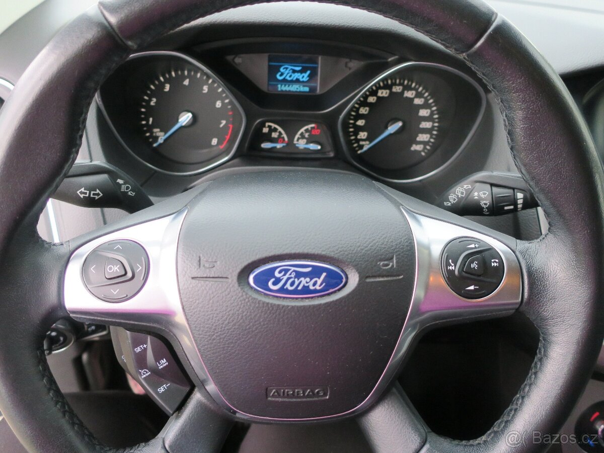 Ford Focus 1.0 i 92 kW - 12