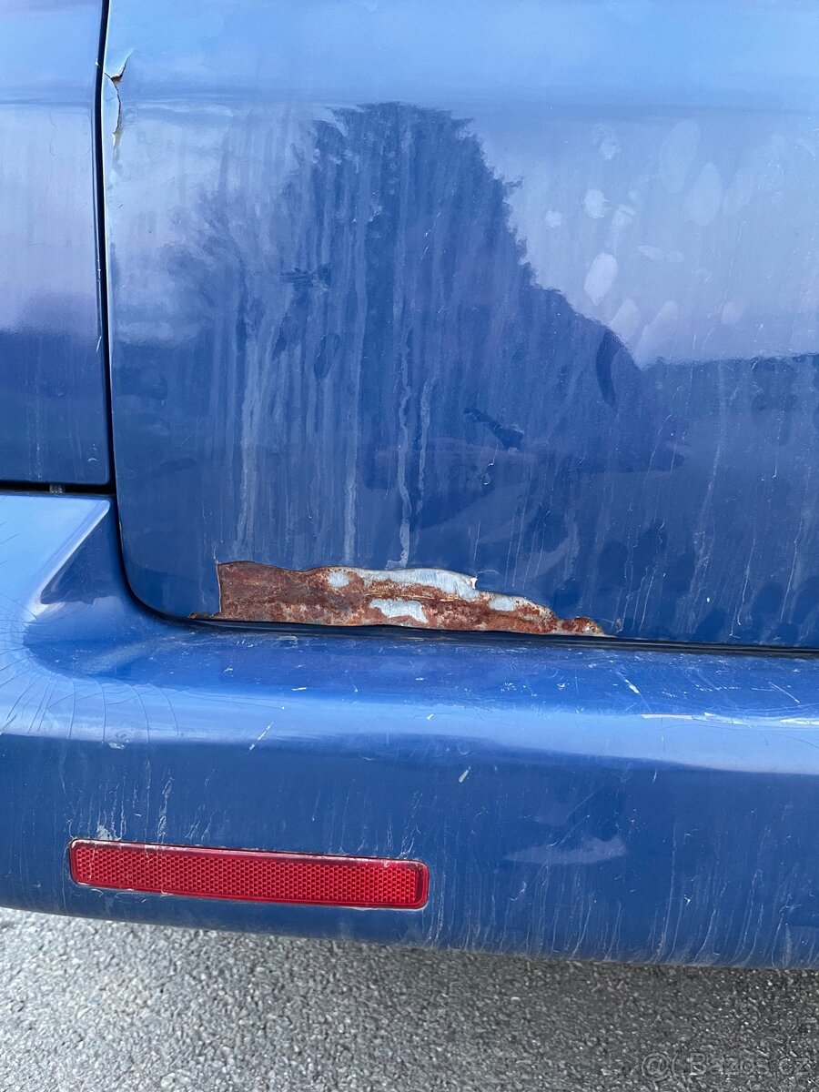 Volkswagen Transportér T5 - 12