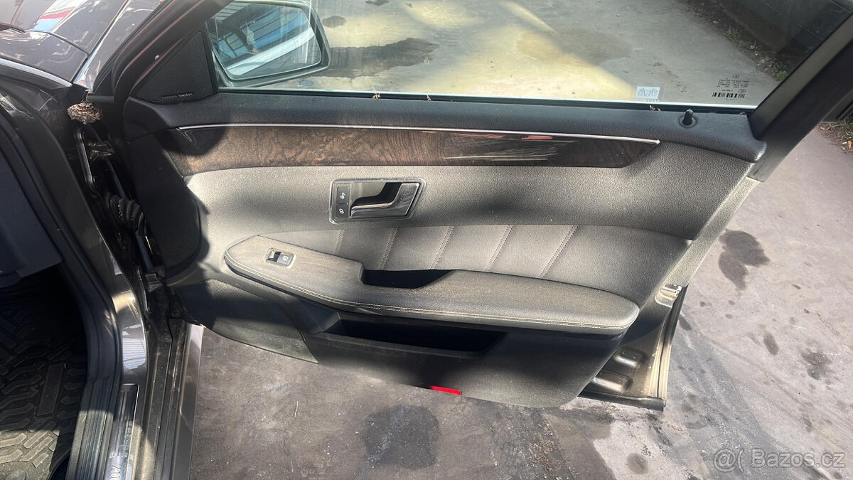 Mercedes Benz E W212 250 CDI 2,2 150kw AMG Packet - 12