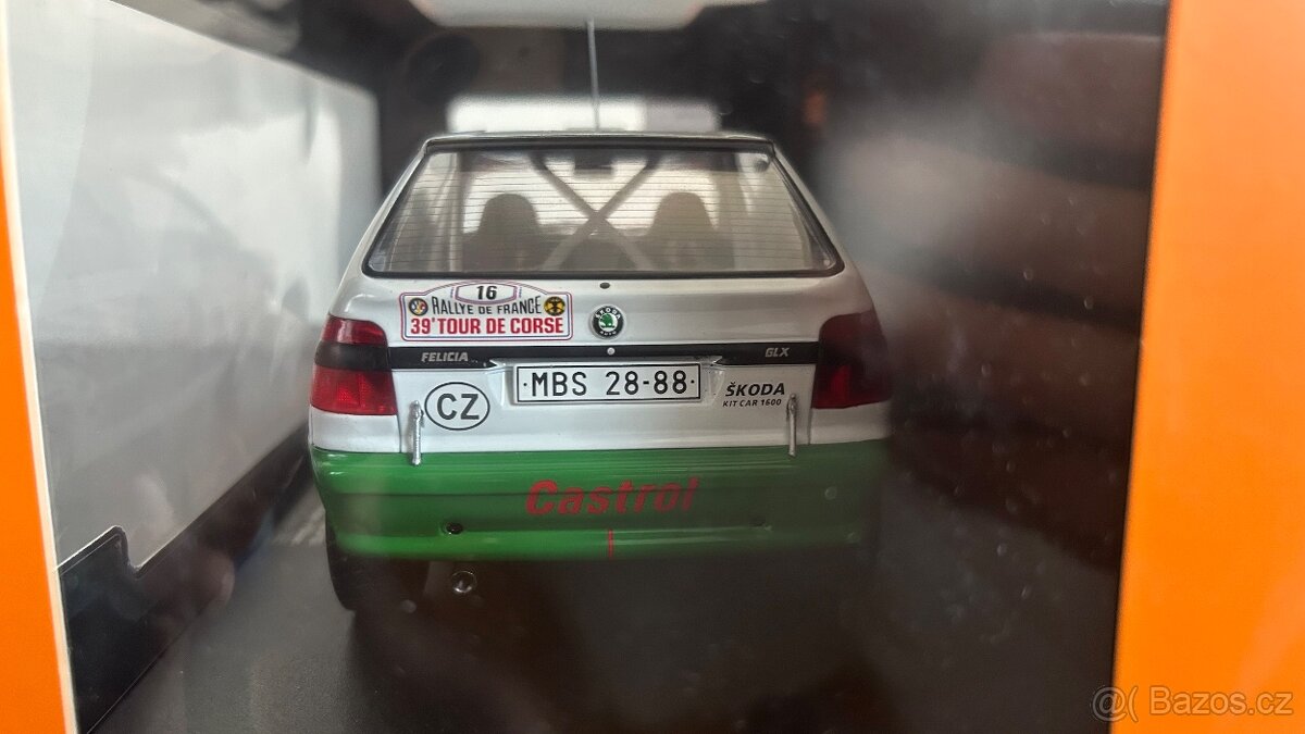 ŠKODA 130L/130LR/Felicia 1:18 IXO - 12