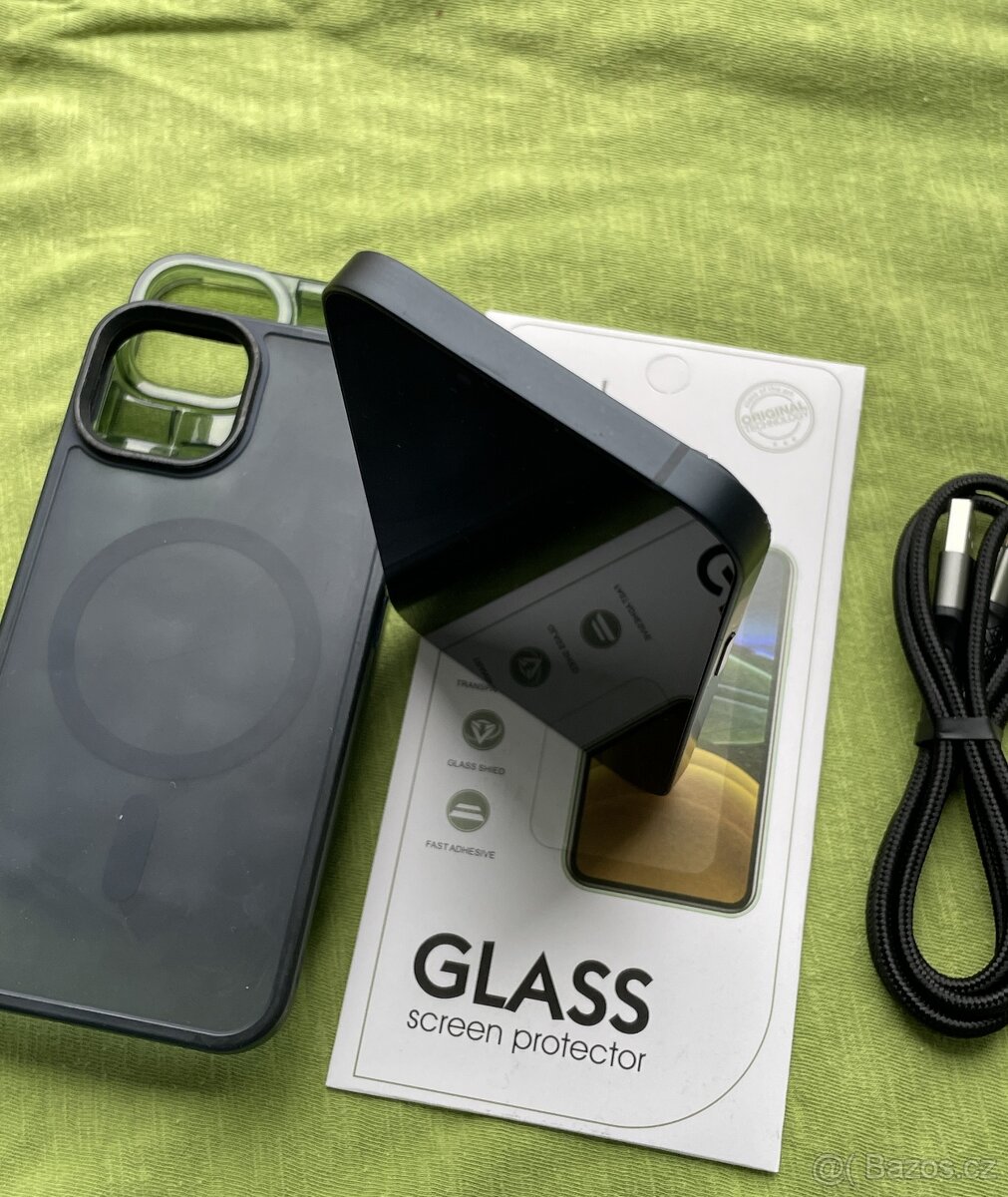 🍏 Apple Iphone 13 Midnight 128GB 🍎 90% baterie 🔋 - 12