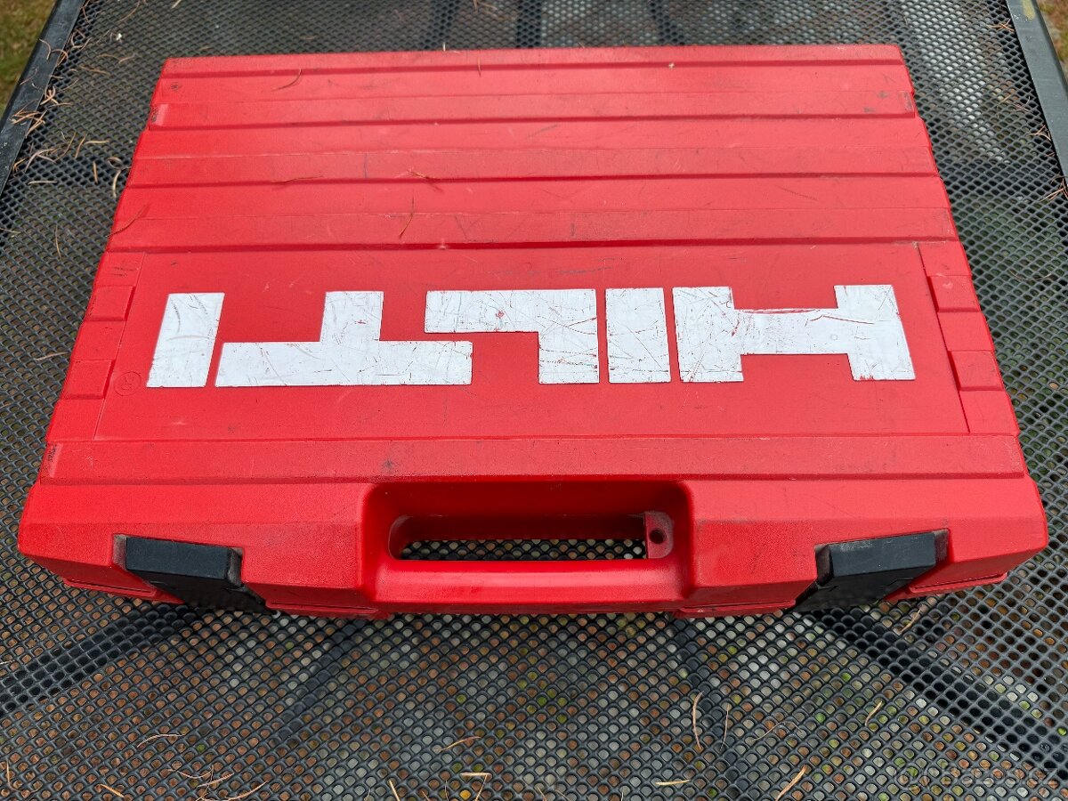 4 kufry HILTI na elektrické nářadí - 12