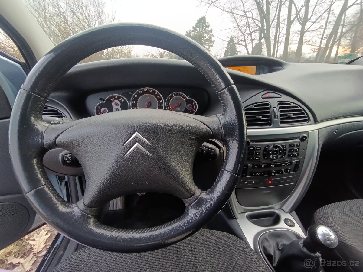 Citroen C5 1.6 HDI 16 V - 12