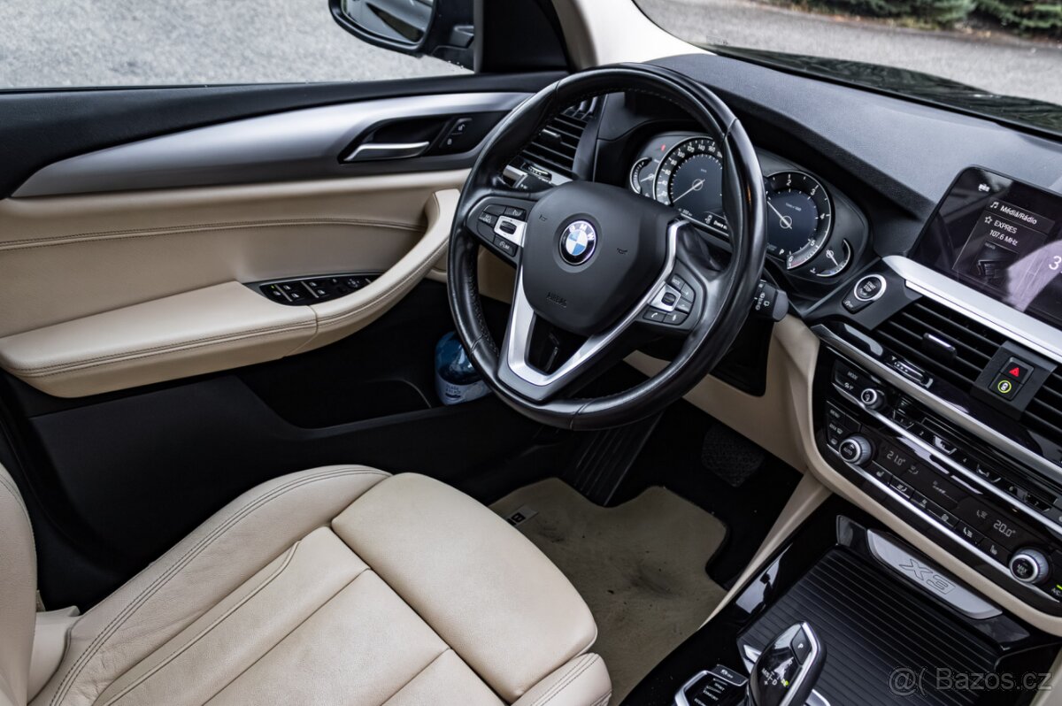 BMW X3 xDrive20d 140kW / Panoráma / - 12
