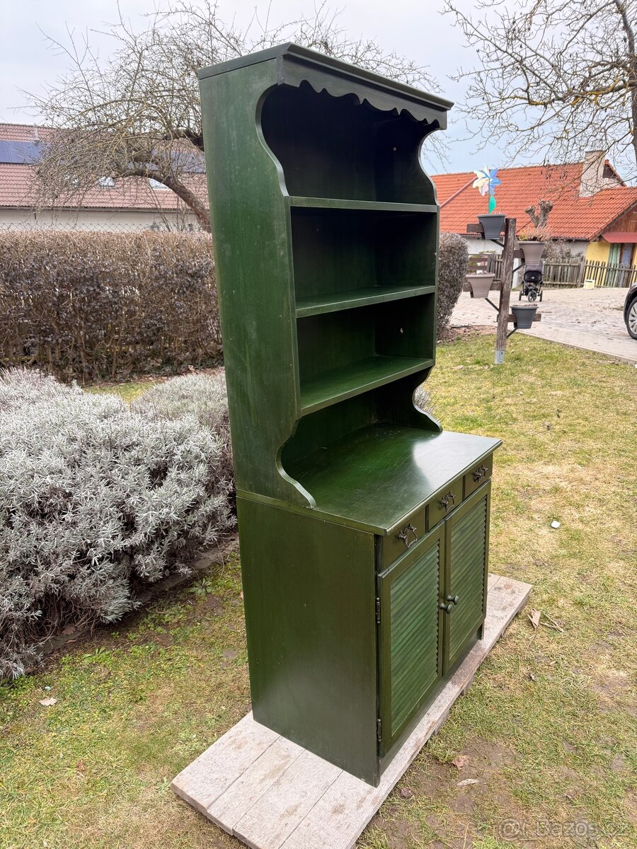 Zelený retro nábytek na chalupu - 12