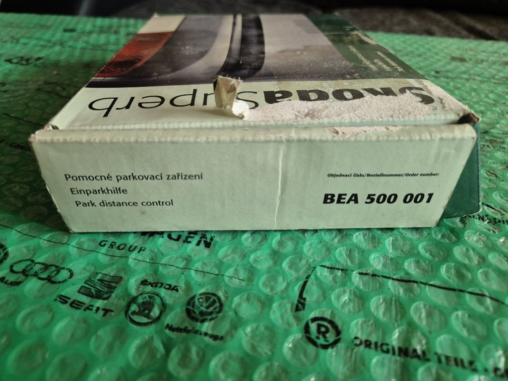 sada zadních parkovacích čidel Škoda Superb I - 12