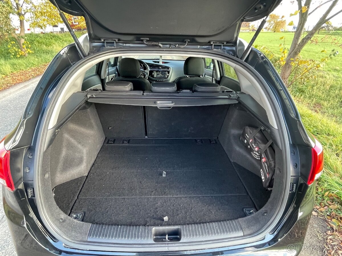 KIA CEED SPOTR SW 1.6i-16v 99kw KOUPENO V CZ - 12