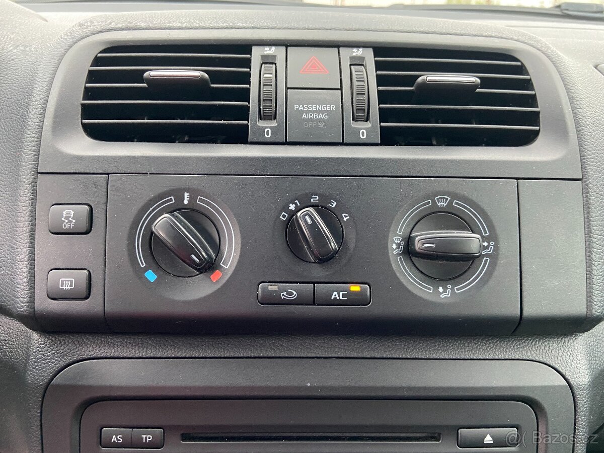 Škoda Fabia 1,2 TSi 77kW DSG Tempomat, AC - 12