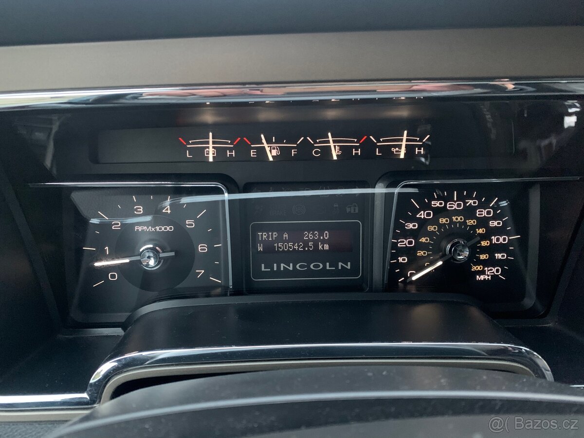 Lincoln Navigator 5,4 long, lpg, 2014 znizena cena - 12