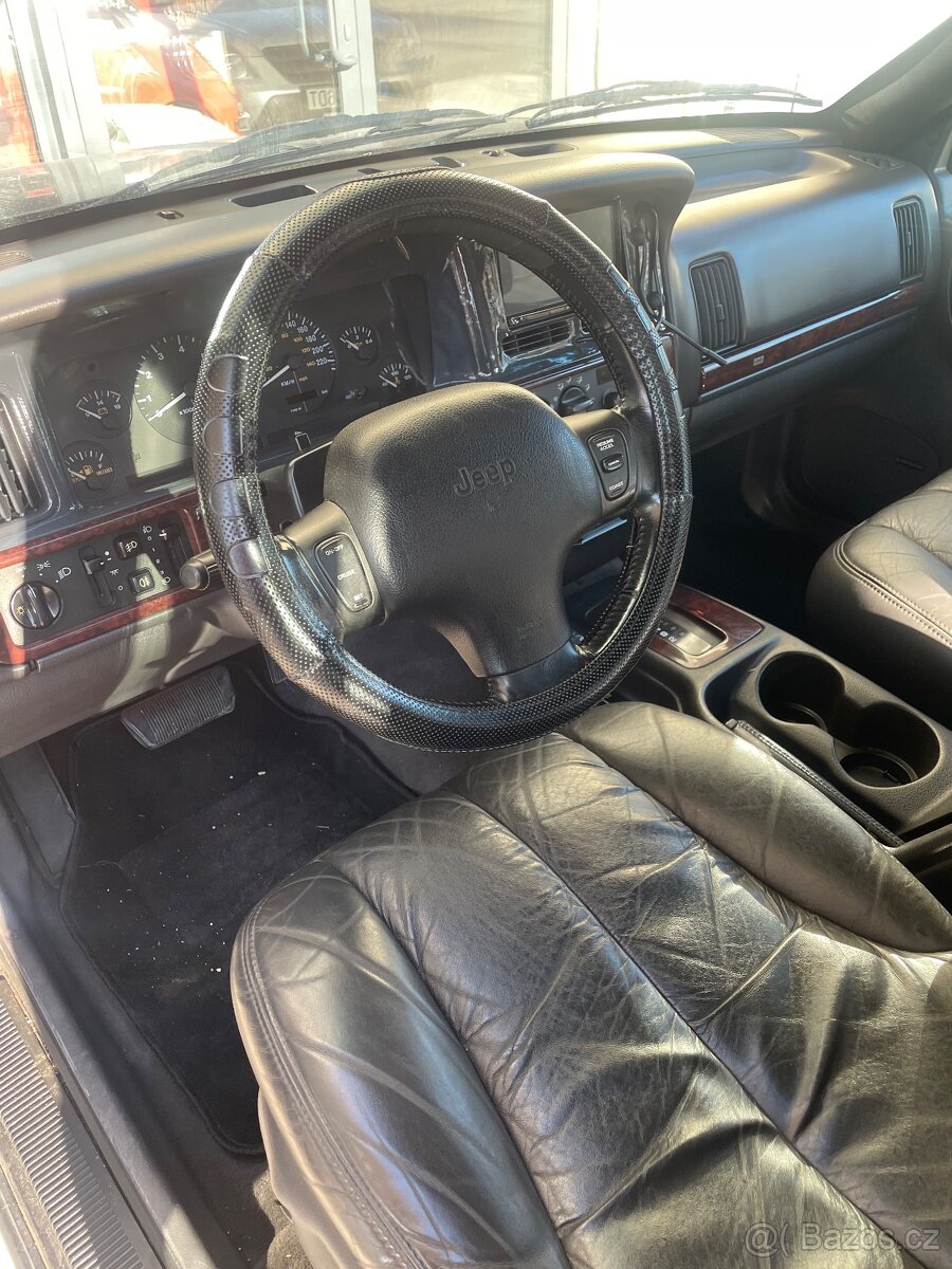 Jeep Grand Cherokee 5.9 v8 ZJ - 12