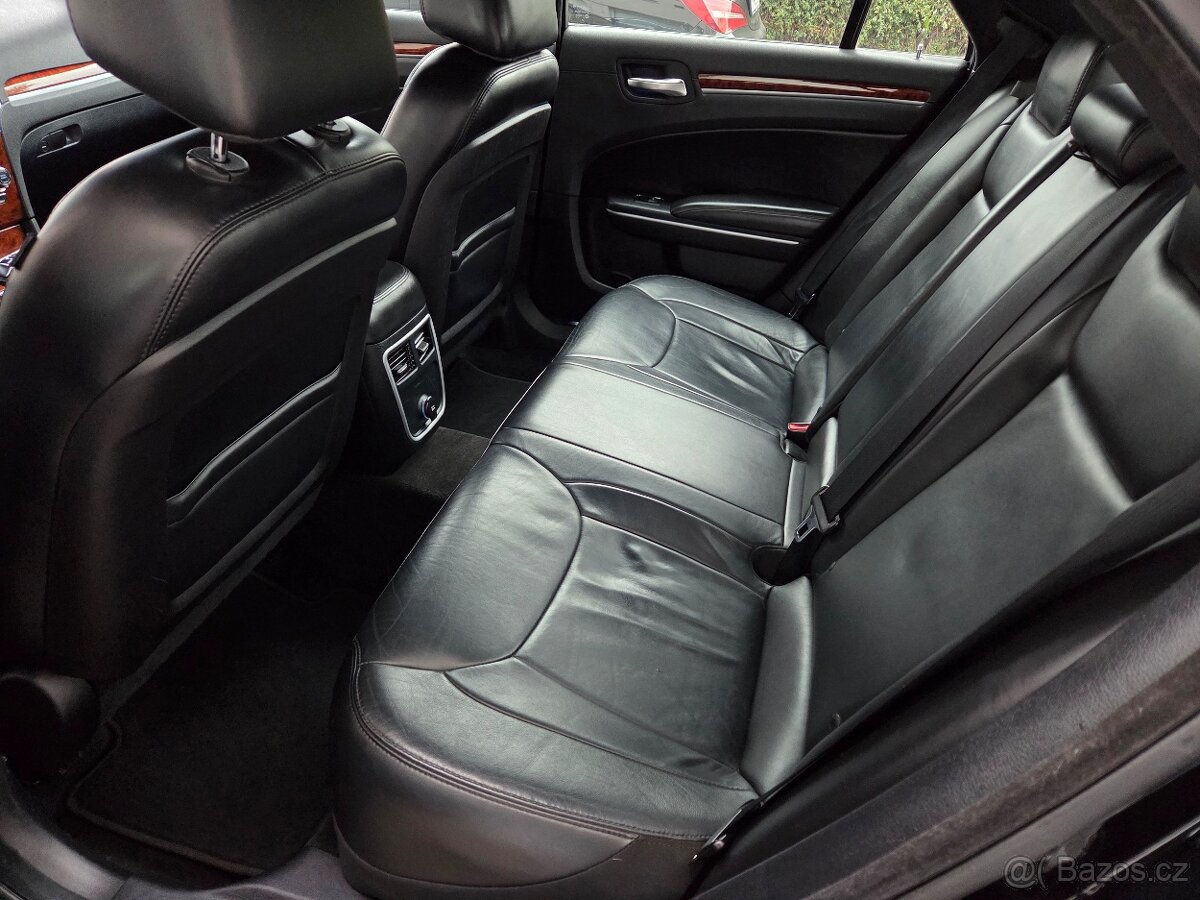 Chrysler 300C, 3.6i V6 Automat - 12