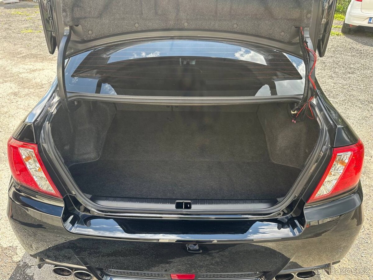 Subaru Impreza 2.5 WRX STI Sedan 2011 - 12