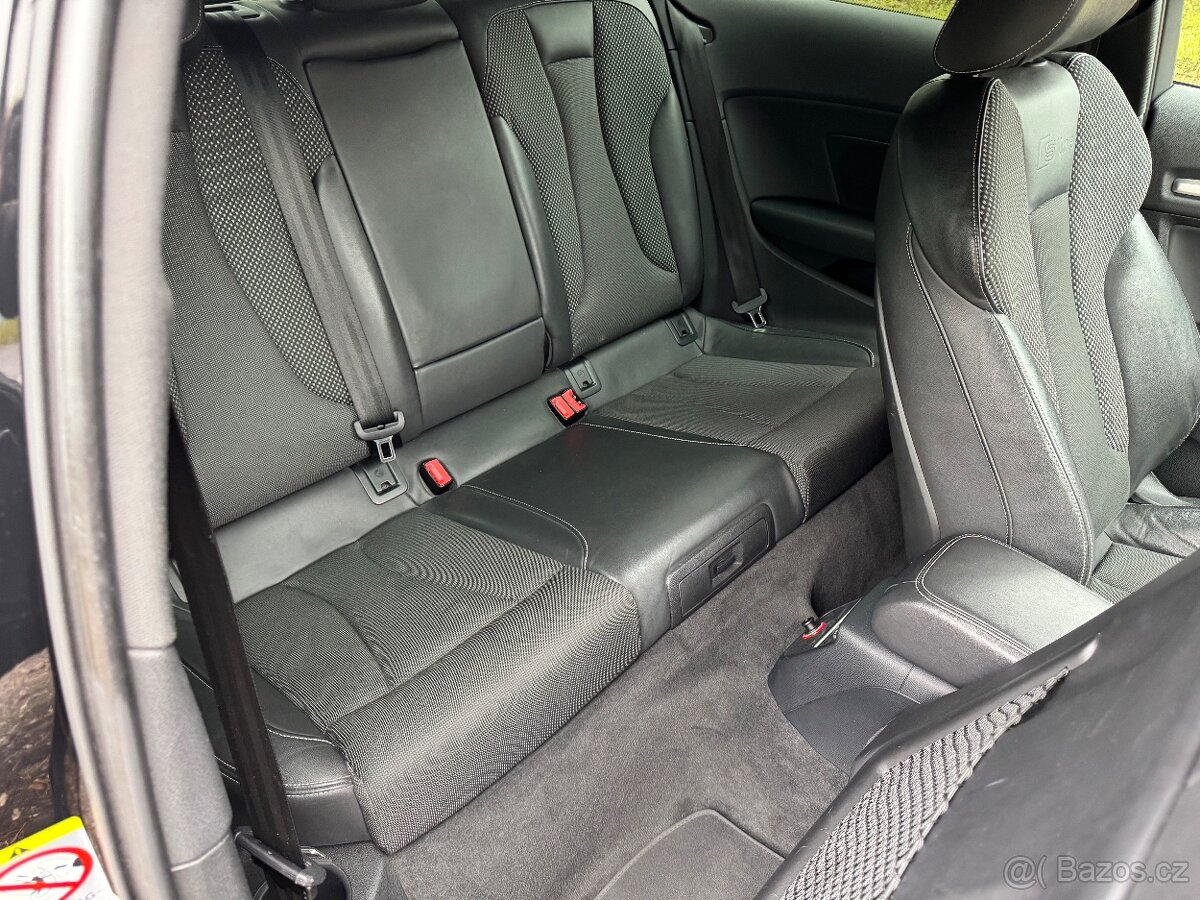 AUDI A3 2.0TDI 110kW S-LINE TOP STAV - 12