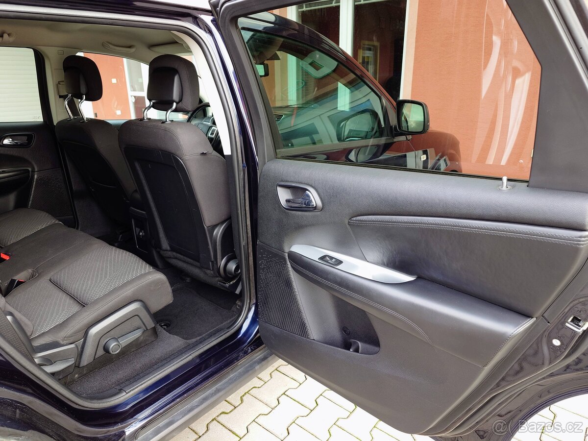 Fiat Freemont 2.0 Multijet Urban 103 kW - 12