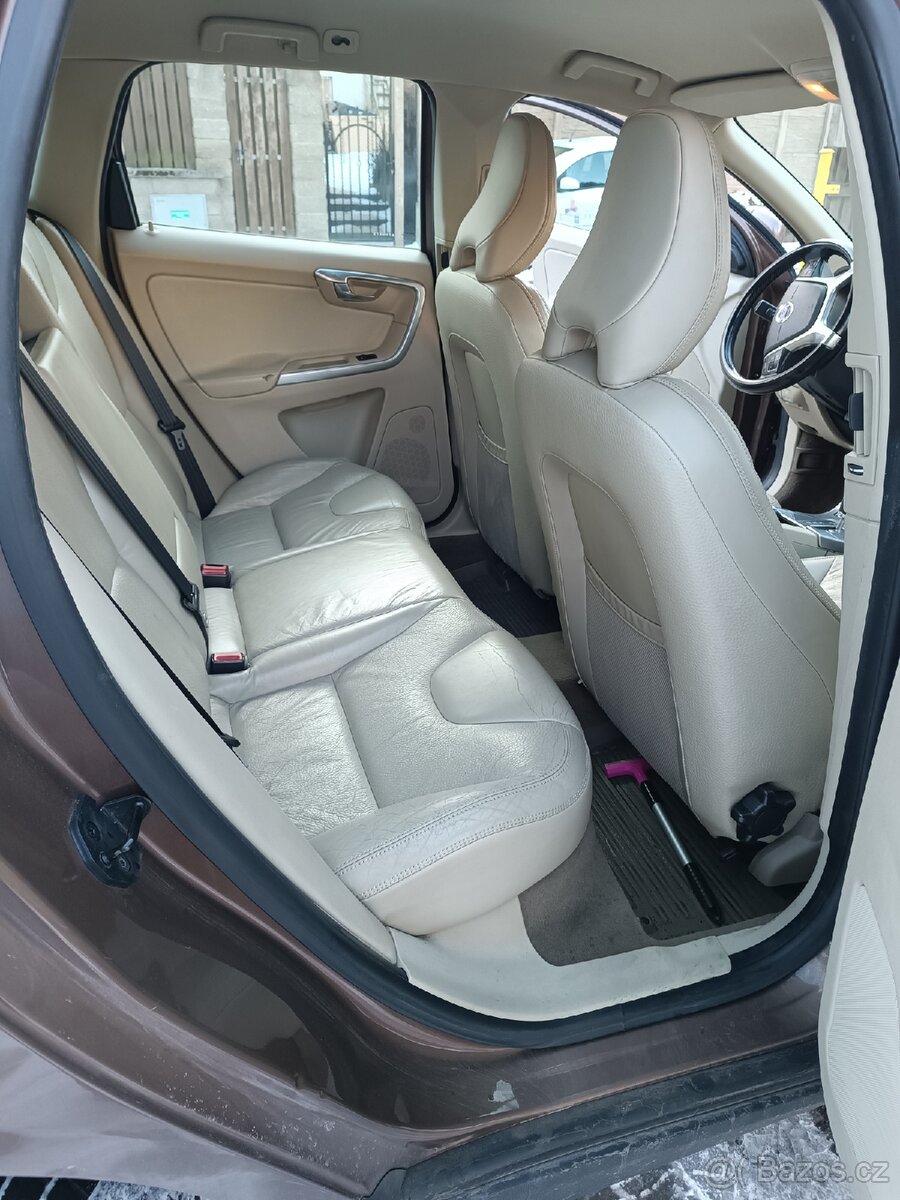 Volvo XC 60 - 12