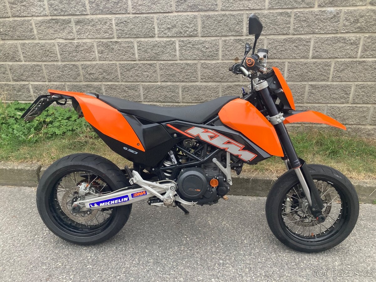 KTM 690 smc stavba R - 12
