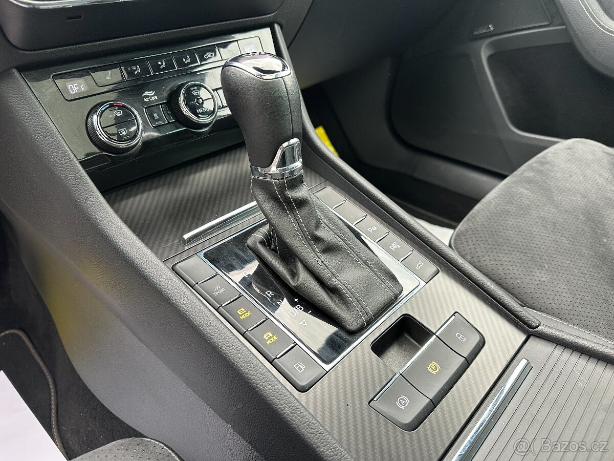 Skoda Superb 2021 - 12