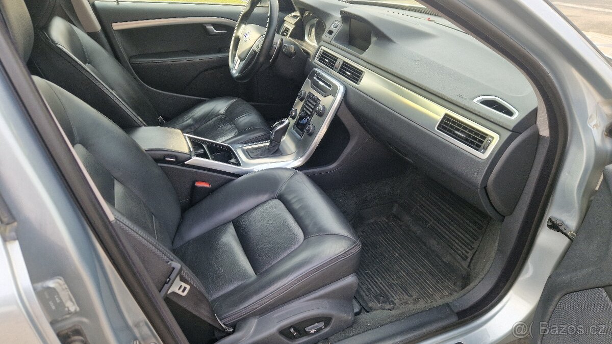 Volvo XC70 D5 POLESTAR - 12