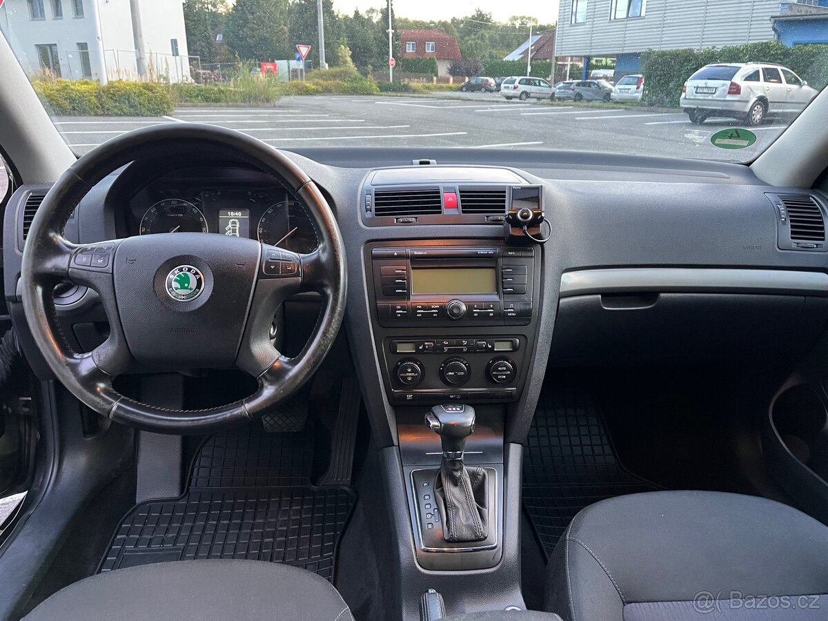 Škoda Octavia 2 - 12