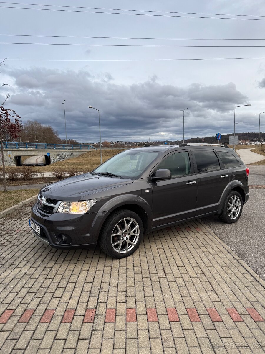 Fiat freemont 4x4 7 míst - 12
