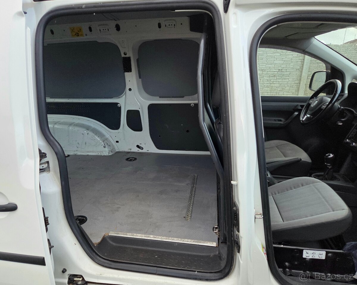 VW Caddy 2.0 TDI MAXI 4Motion - 12