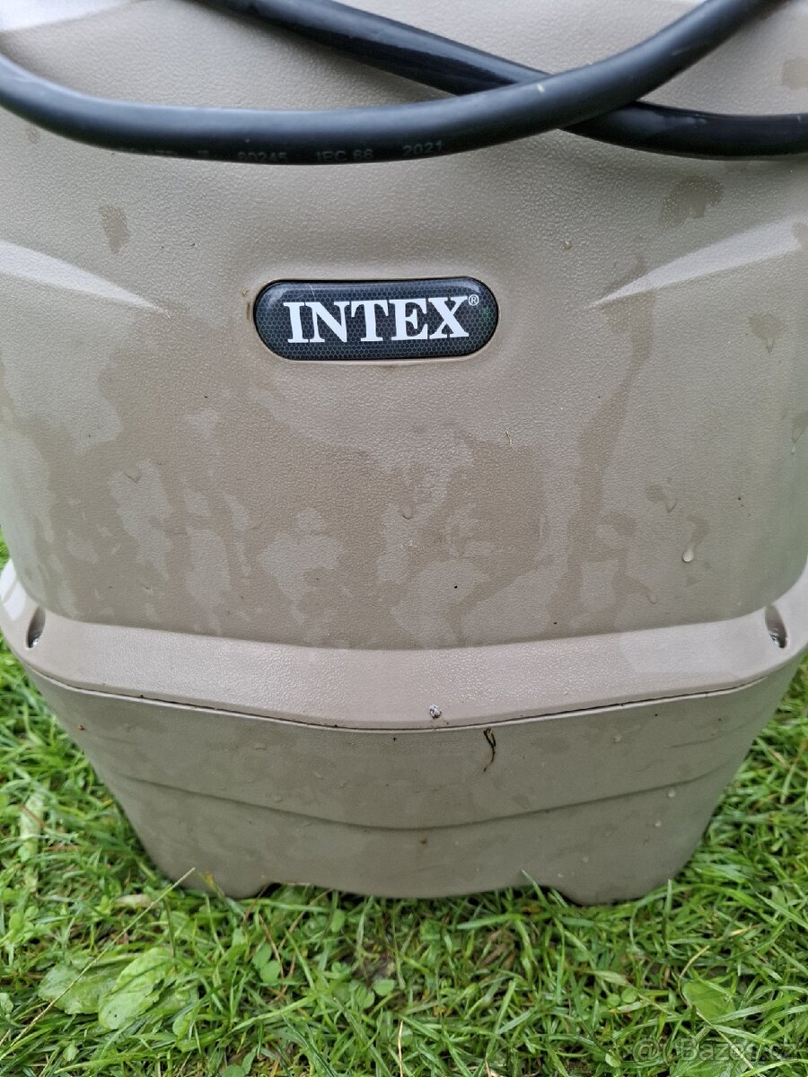 Vířivka INTEX - 12