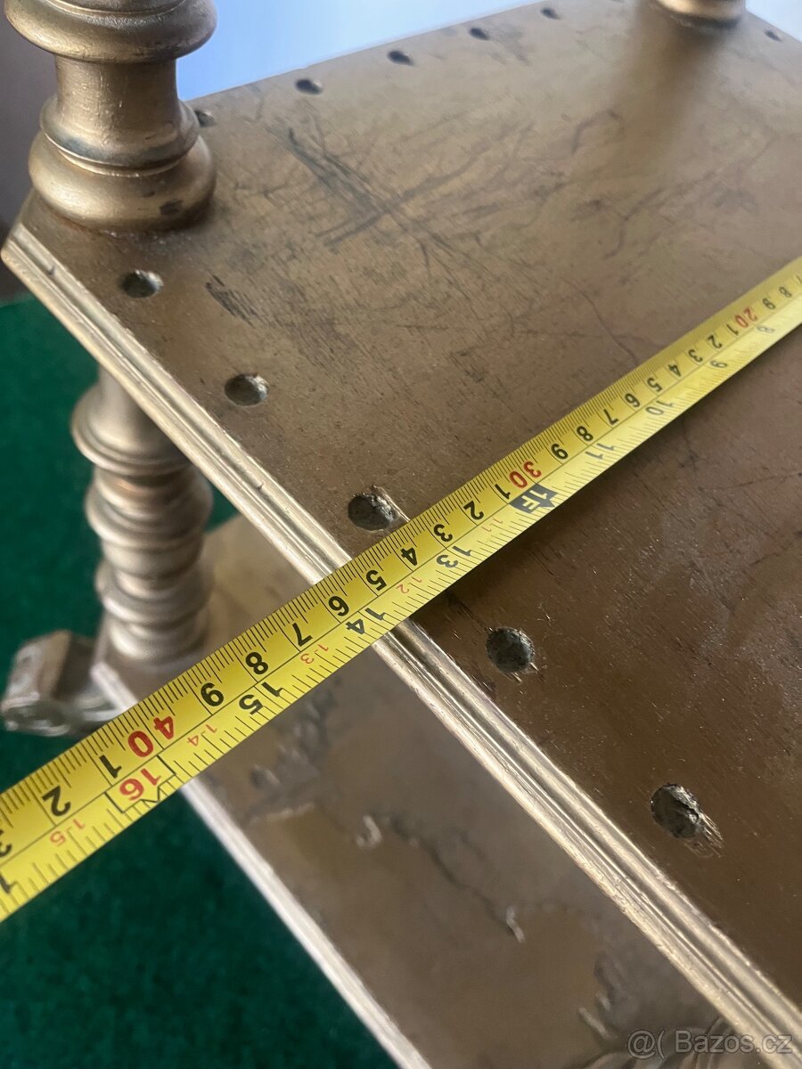 Starožitný drevenný stolík - 12