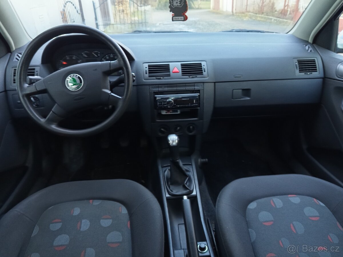 Škoda fabia 1.2 - 12