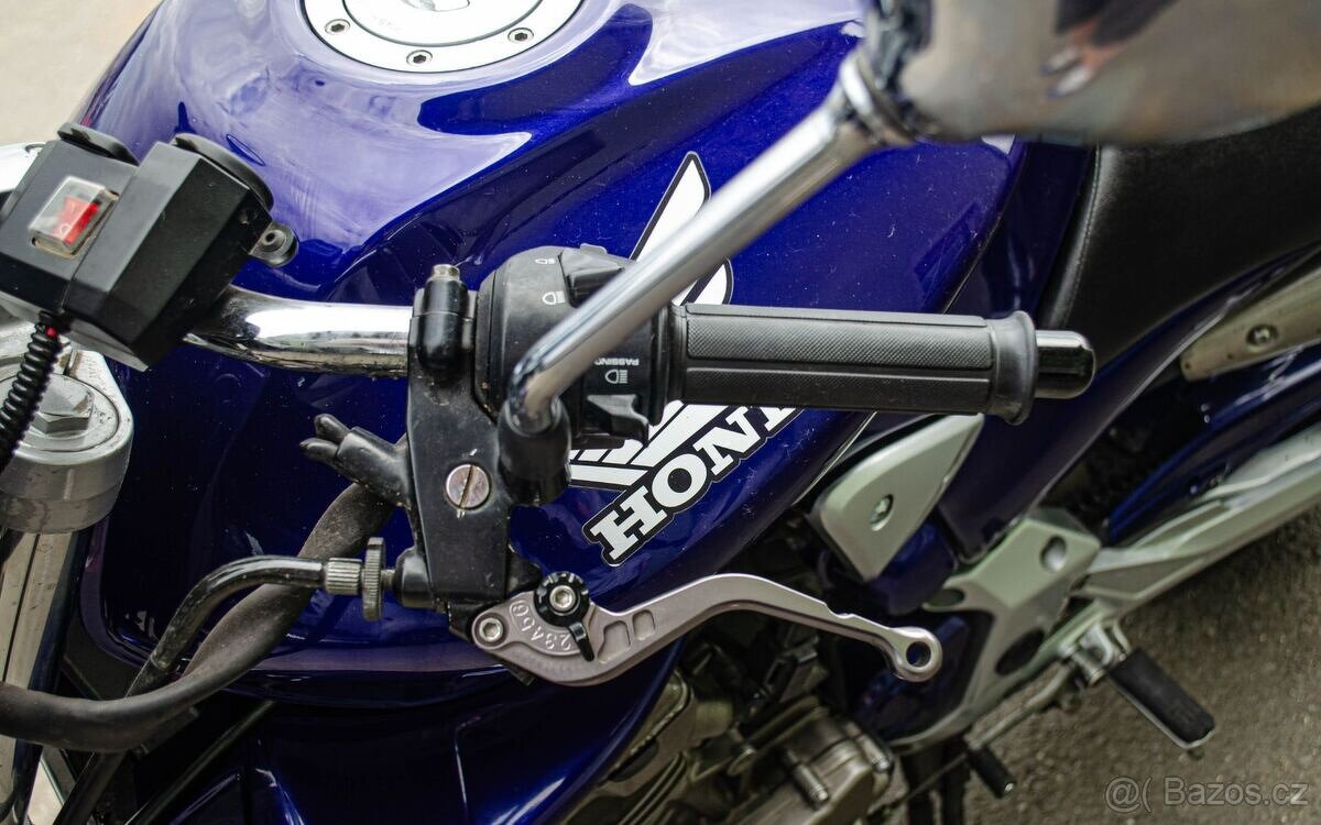 Honda CB 900F - 12
