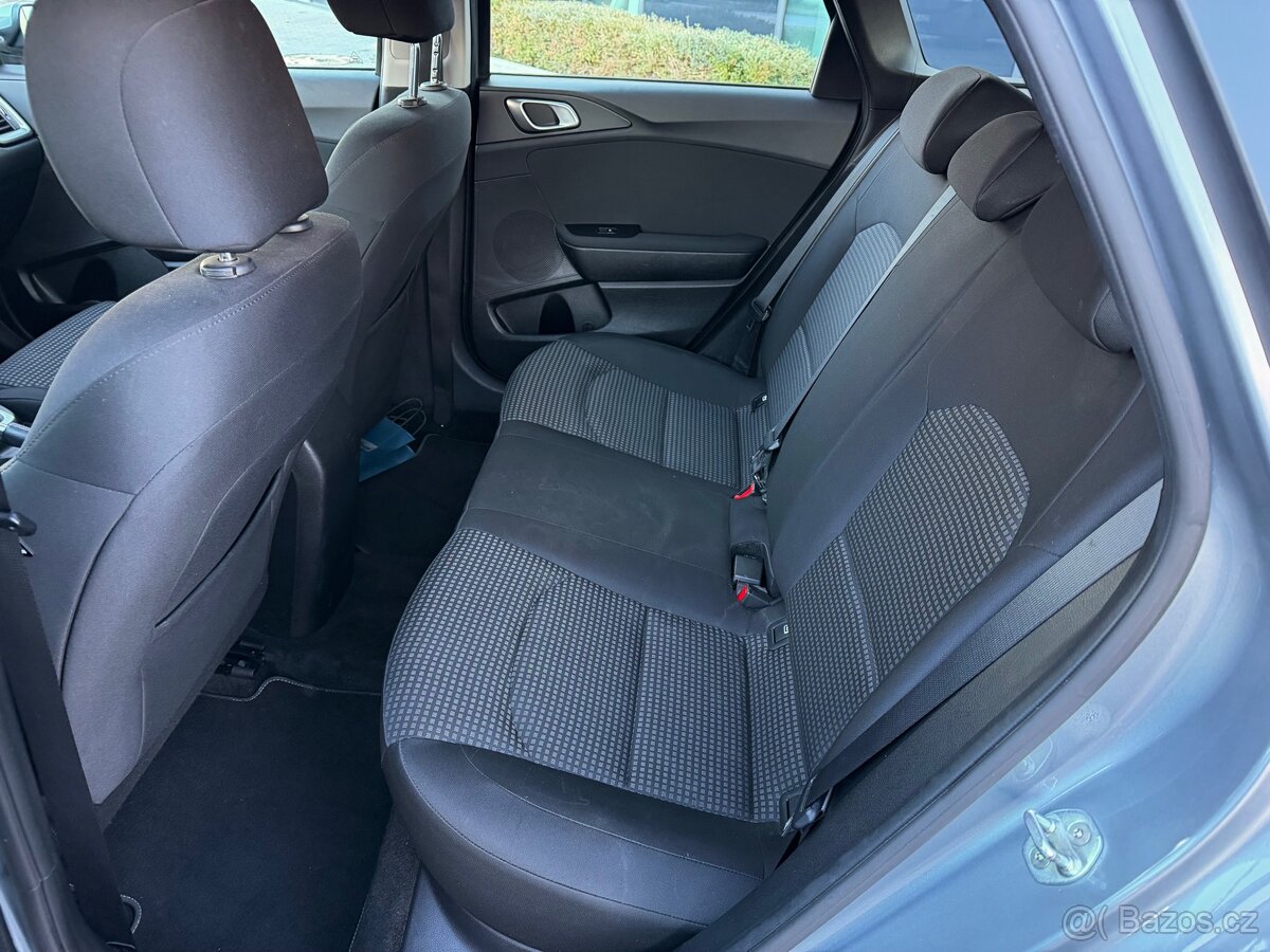 Kia Ceed 1.0 t-gdi 88 kW / 2021 / DPH / combi - 12