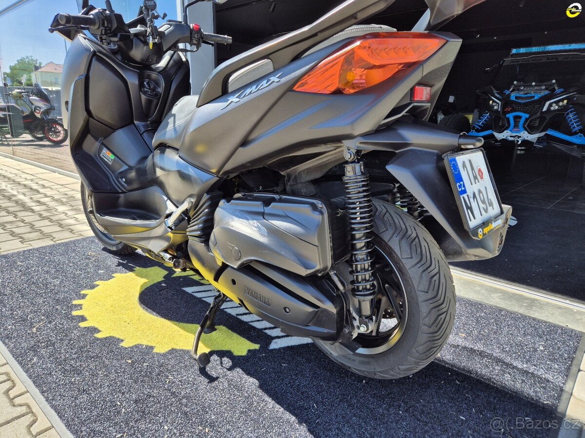 Yamaha X-Max 400 - 12