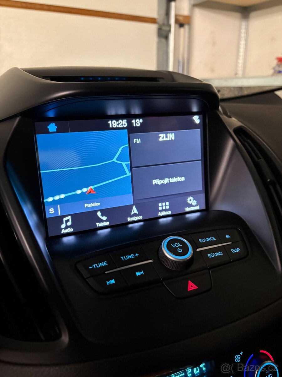 FORD KUGA 2.0TDCI 110KW COOL & CONNECT 91 tis. Km, 2017 - 12