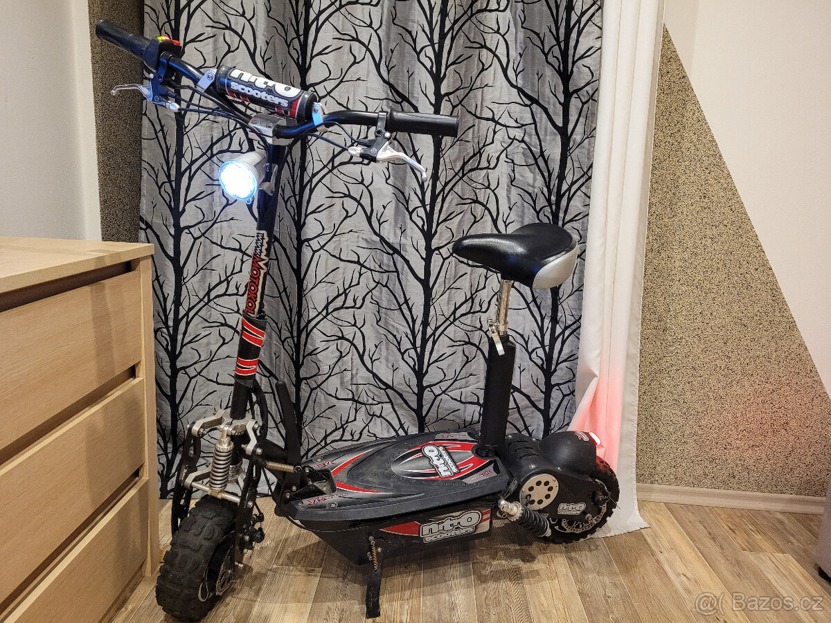 Elektrokoloběžka - 12