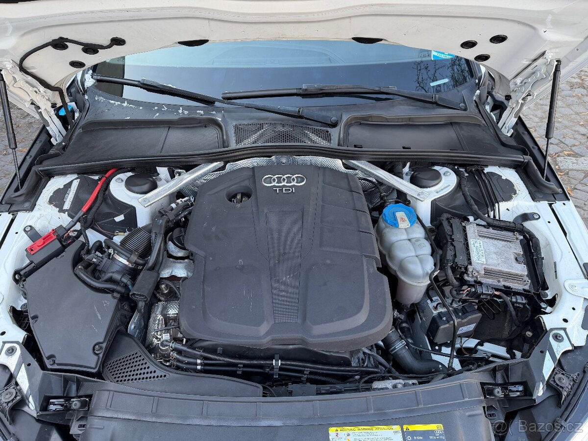 Audi A4 B9 Avant 2.0TDI 110KW - 12