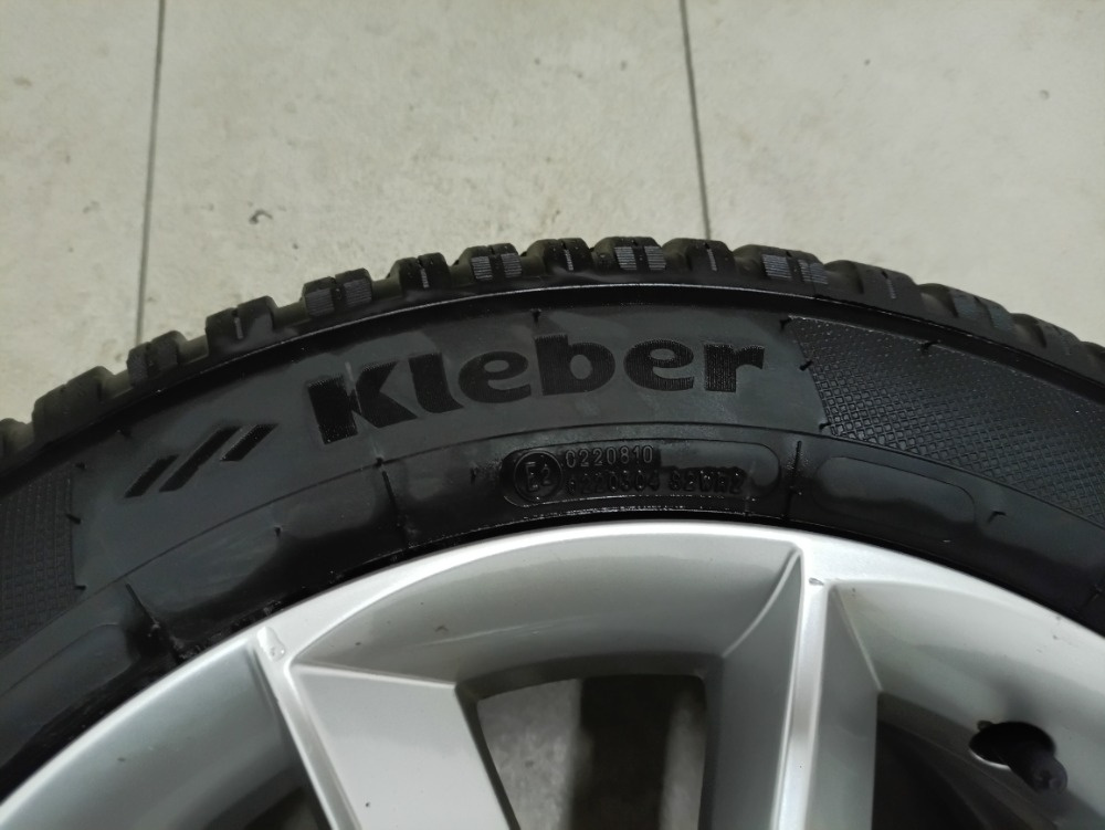 Alu kola škoda octavia III s novými pneu KLeber celorok. - 12