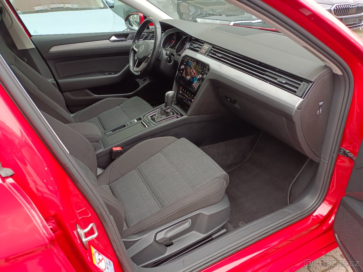 VW Passat B8 Variant 2.0TDI 110kW DSG - záruka Autodraft - 12