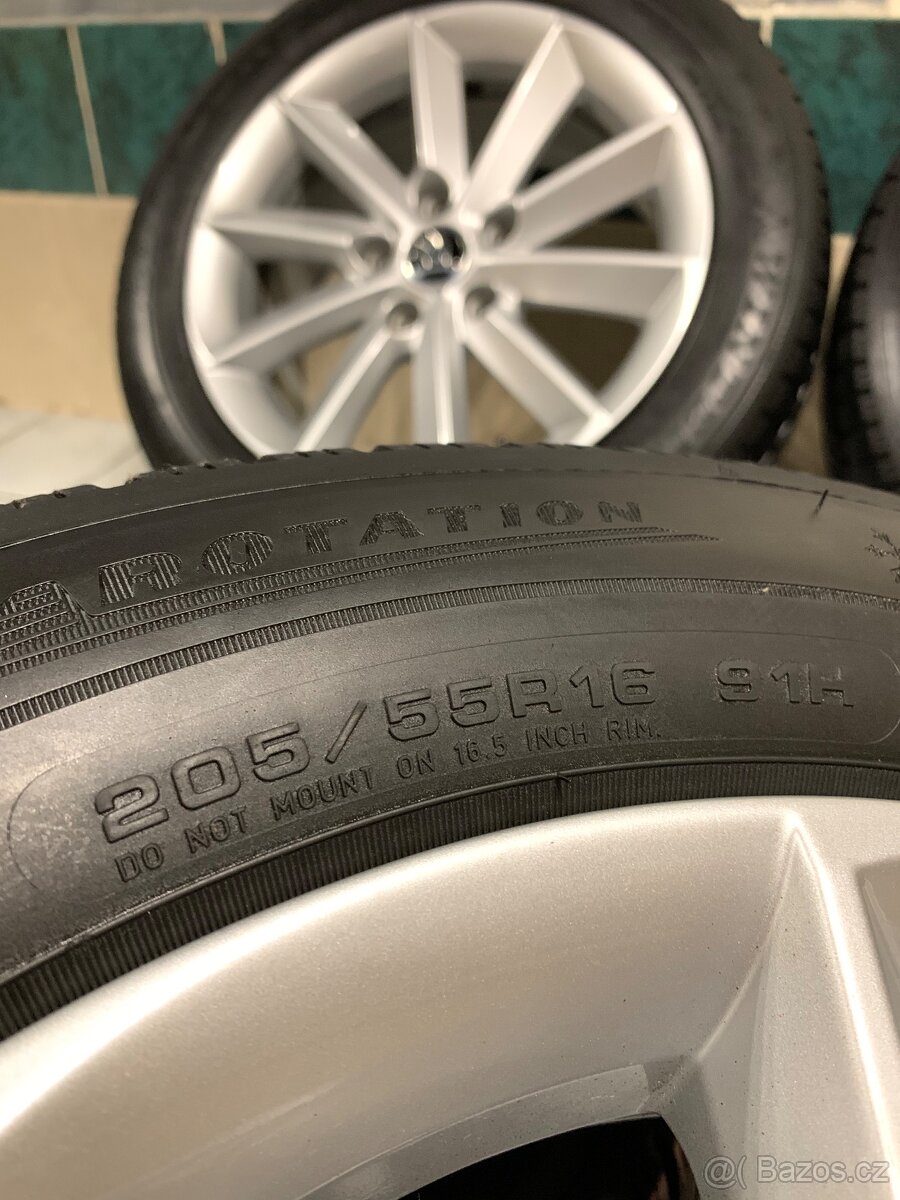 Alu kola Škoda R16 5X112 ZIMNÍ PNEU 205/55 R16 7mm - 12