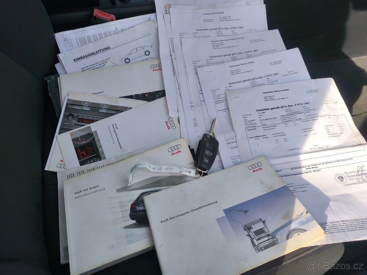 Audi A4, 4X4,30TDI,MANUÁL,KRÁSNÁ,SERVIS - 12