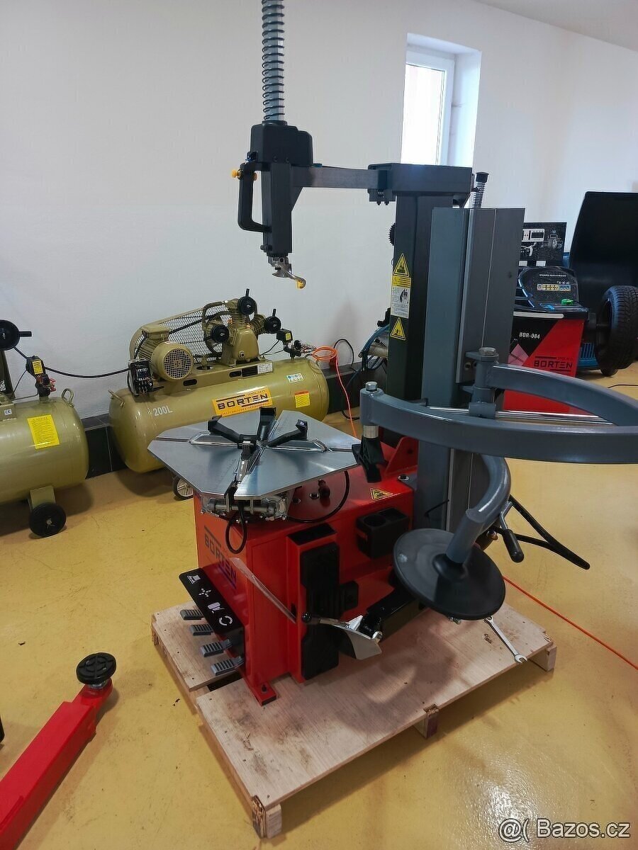 Vzduchový kompresor 4kW 200l BORTEN 2025'' - 12