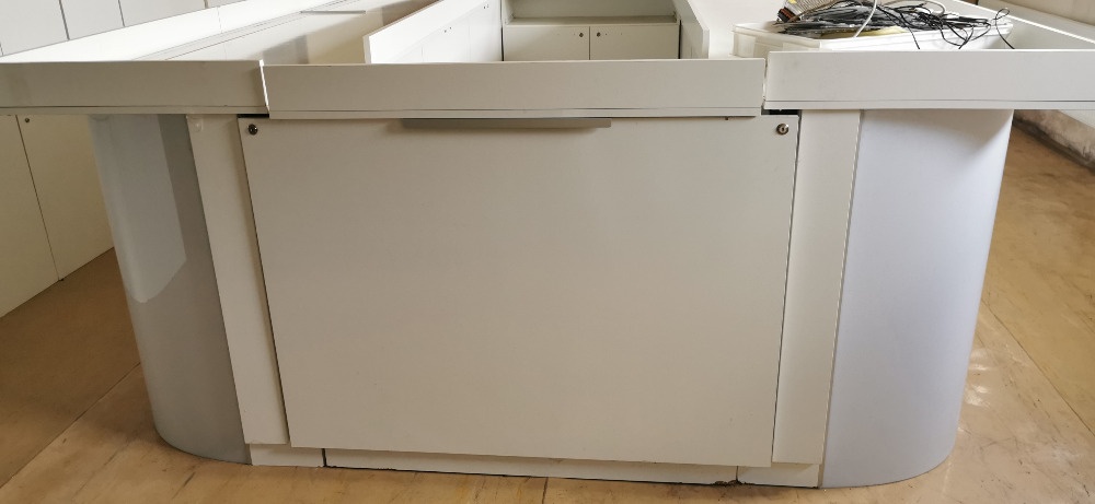 Prodejní stánek - 12