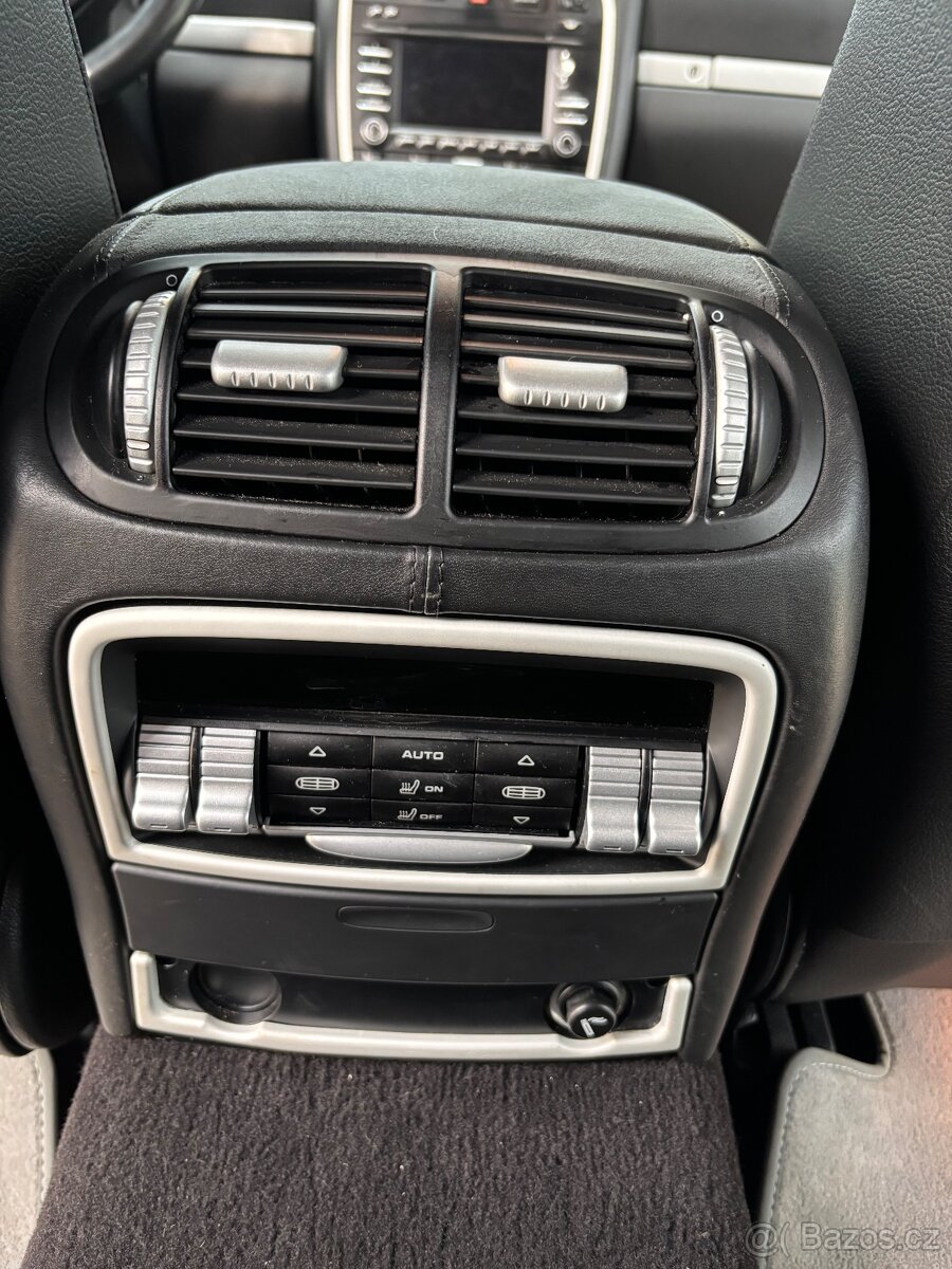 Porsche cayenne GTS - 12