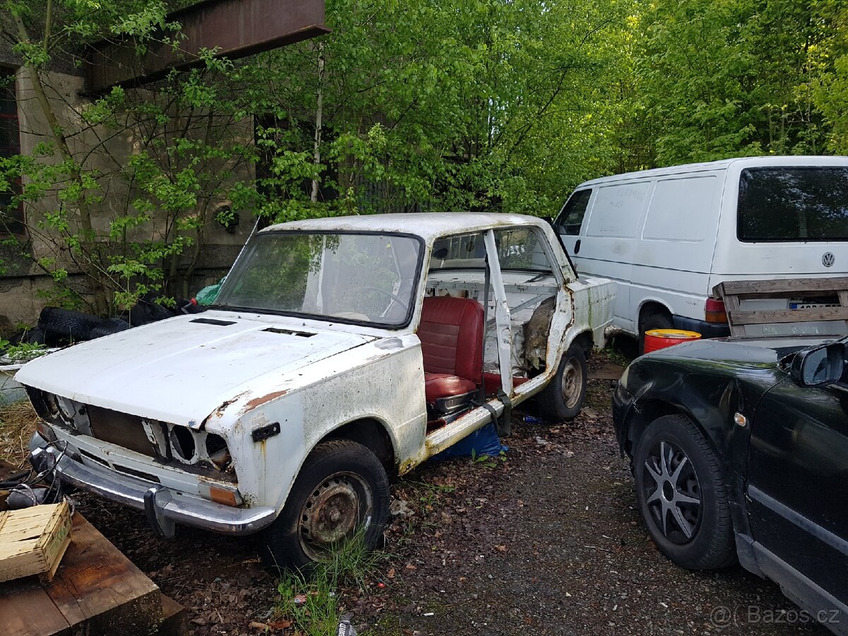 VAZ 2103 2x - 12