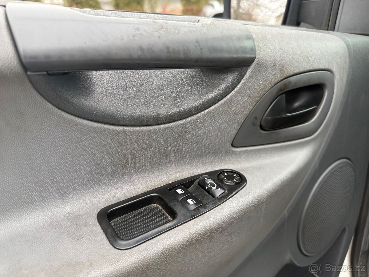 Citroen Jumpy 2.3JTD 88kW - náhradní díly - 12