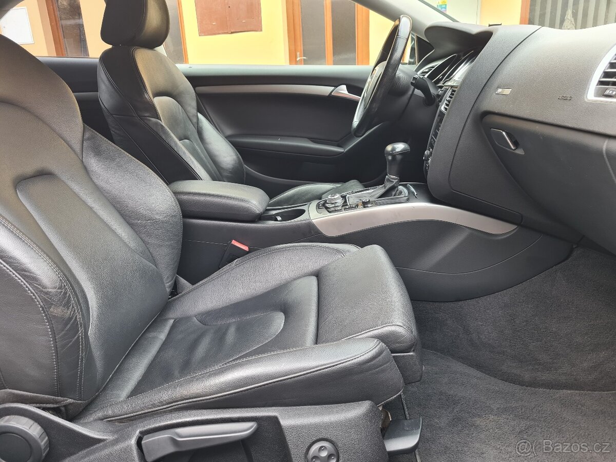 AUDI A5 2.7 TDi - 12