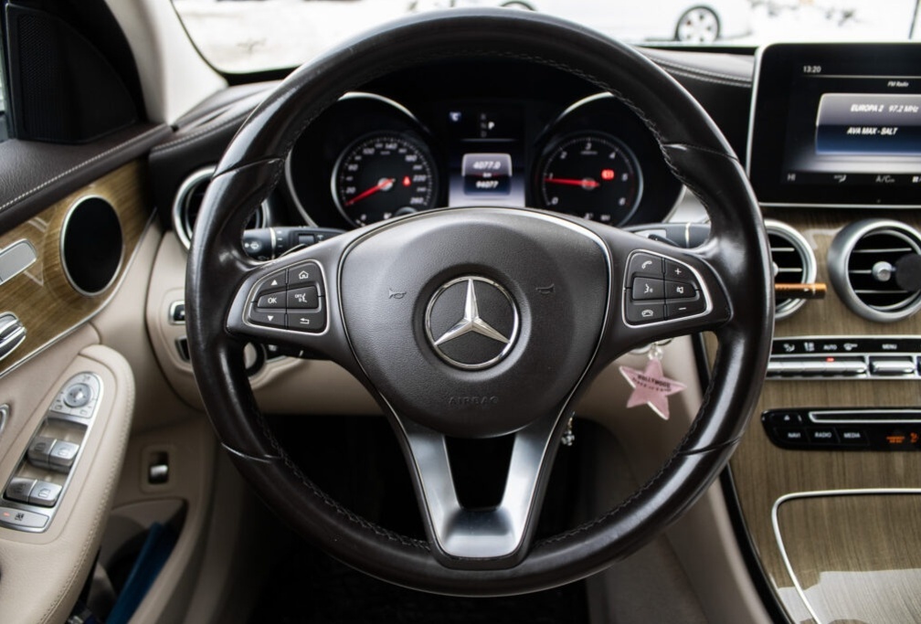 Mercedes Benz C 200 d, 100kW (2017) - 12