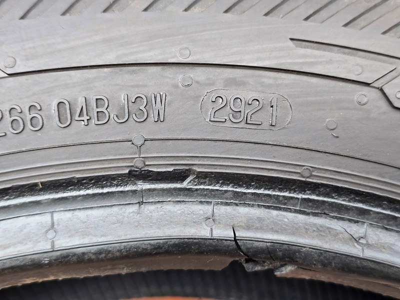 Zimní Barum 195/60/16C - 12