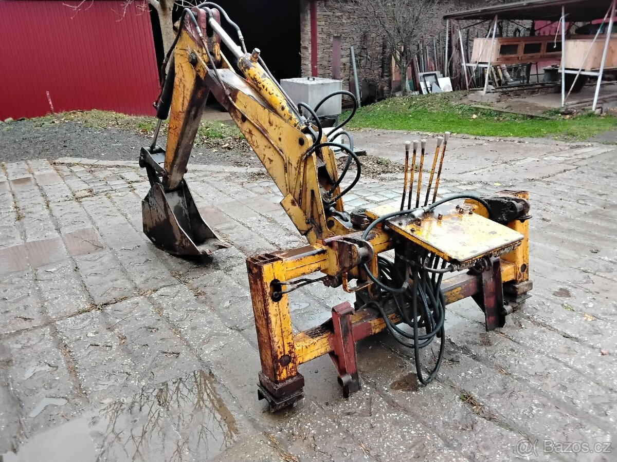 Podkop na smykoví nakladač - 12