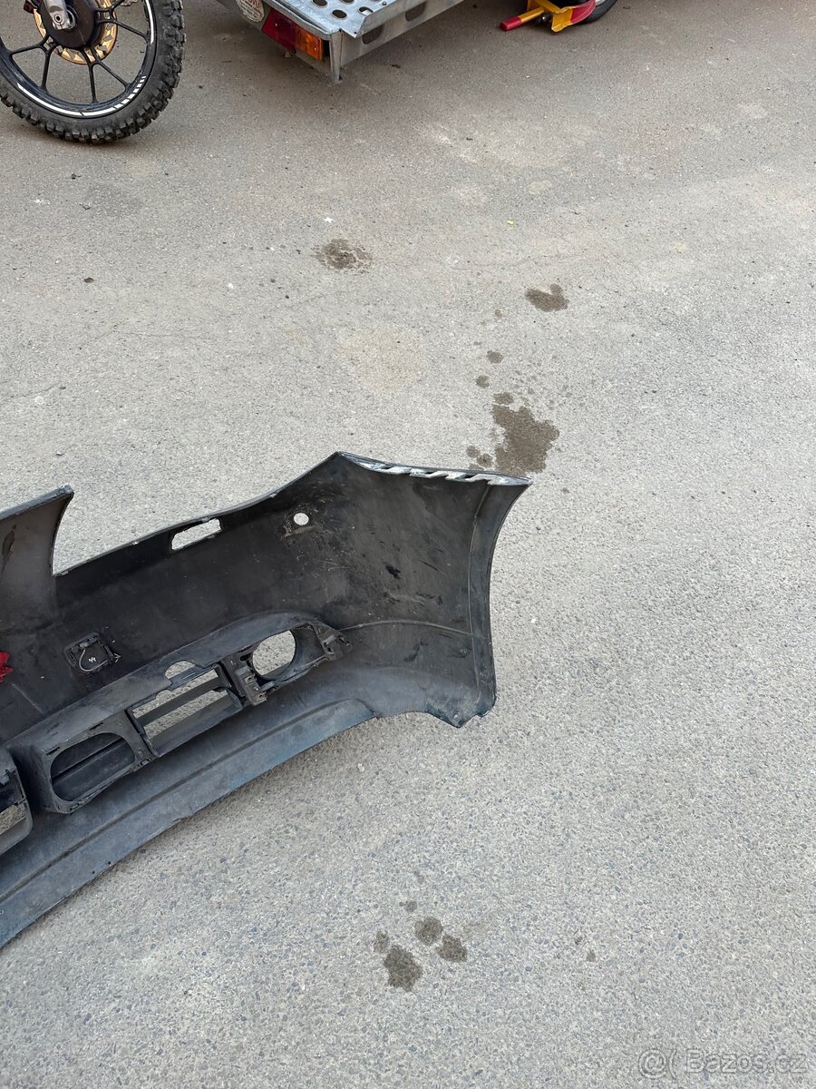 BMW e61 e60 přední nárazník - 12