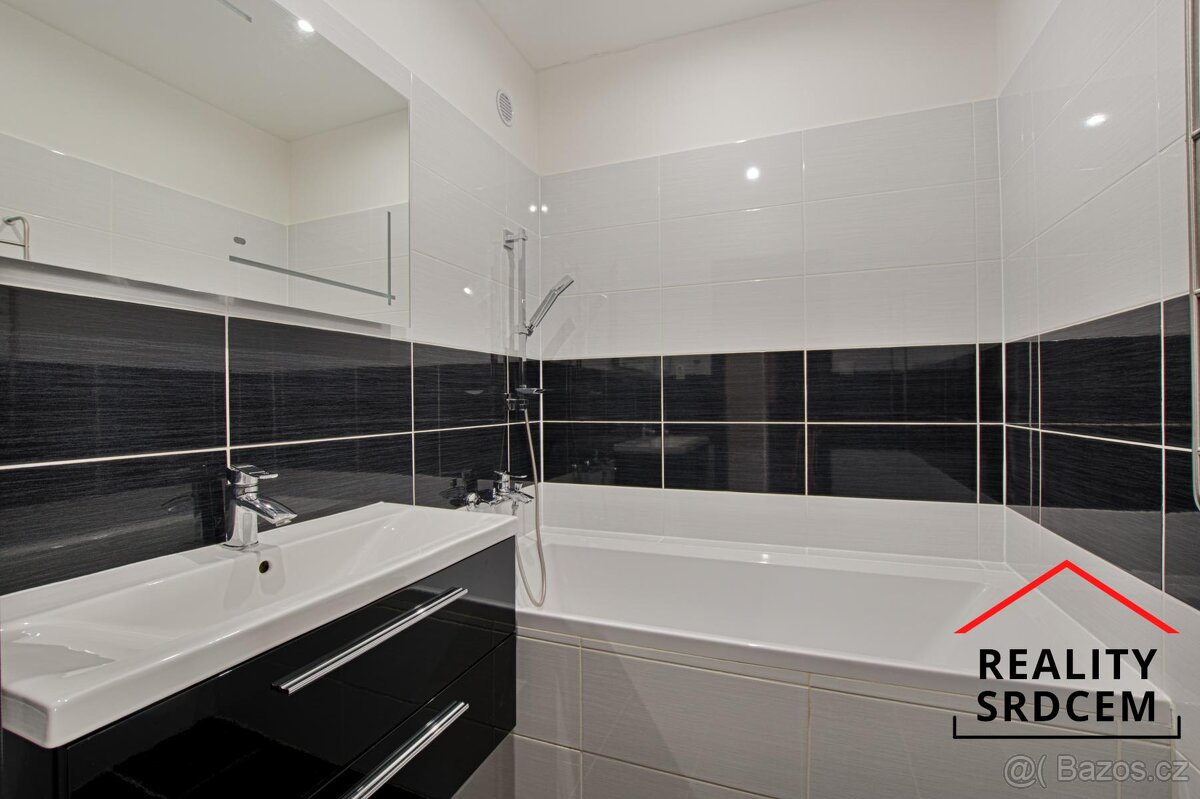 Pronájem bytu 3+1, 84 m2, plk. Rajmunda Prchaly, Ostrava - 12